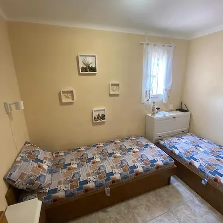 Piso Moderno De Diseno Con Terraza Appartamento